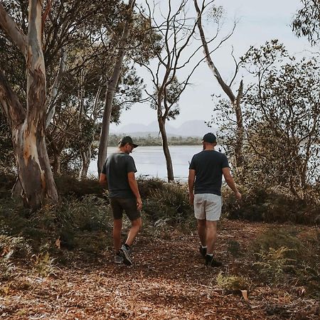 מלון קולאס ביי Numie - Freycinet Peninsula - Glamping - Heated - Waterfront מראה חיצוני תמונה