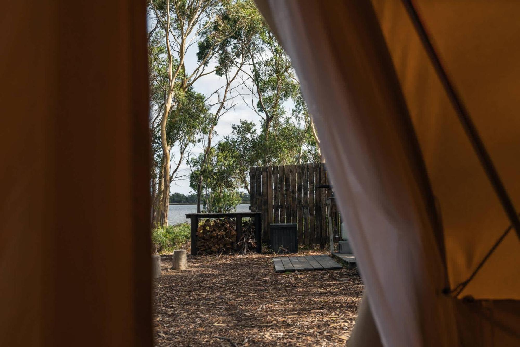 מלון קולאס ביי Numie - Freycinet Peninsula - Glamping - Heated - Waterfront מראה חיצוני תמונה