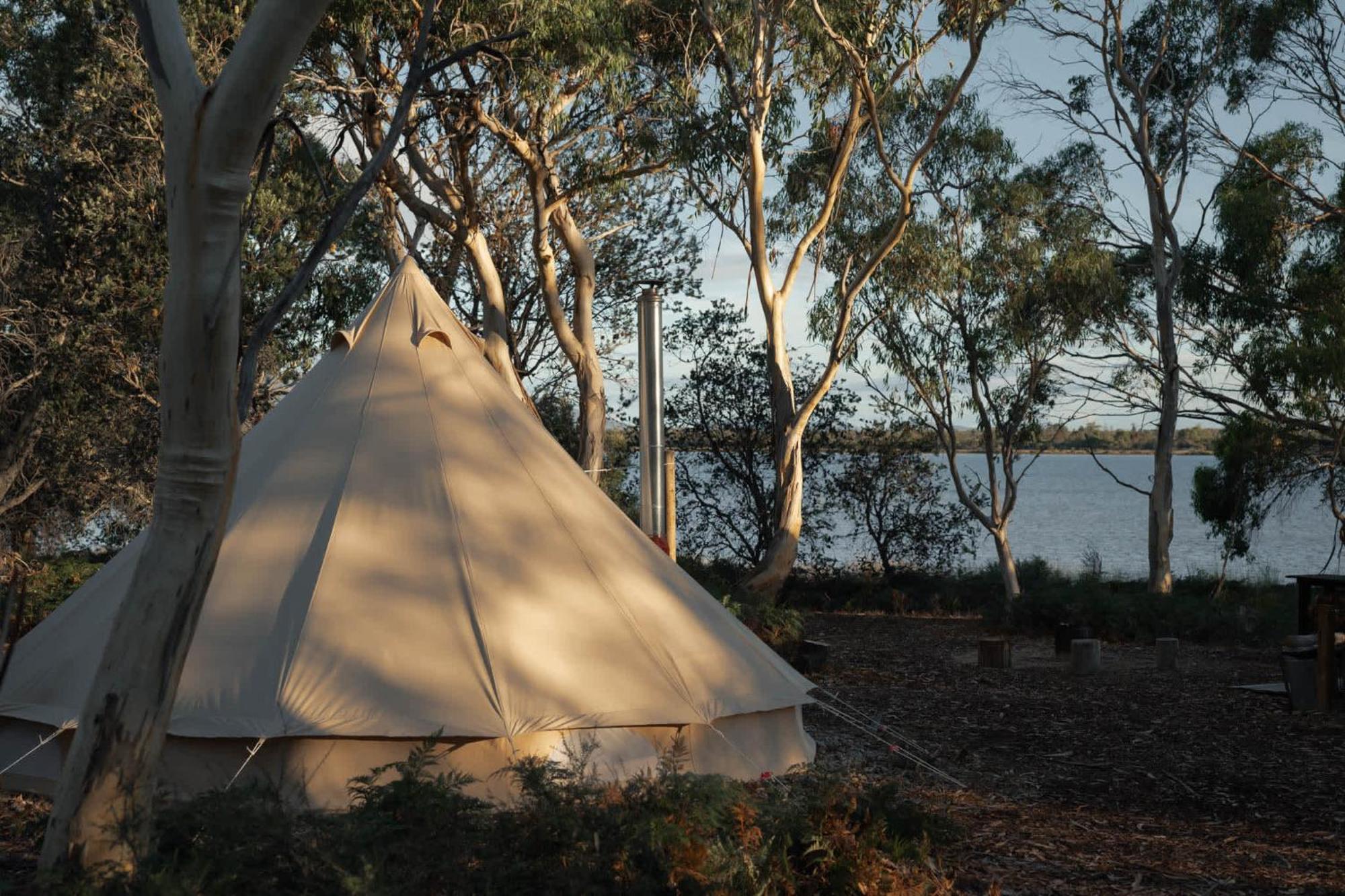 מלון קולאס ביי Numie - Freycinet Peninsula - Glamping - Heated - Waterfront מראה חיצוני תמונה
